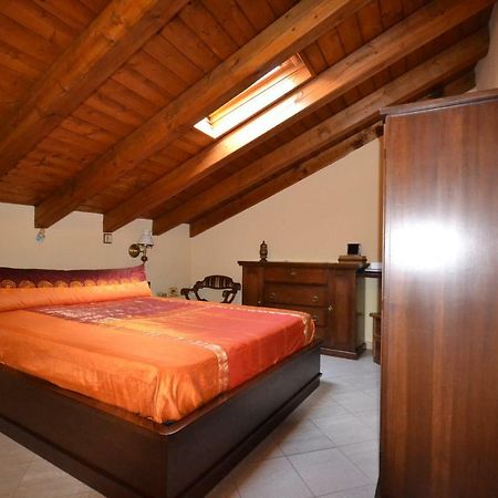 Appartamento Attico in centro storico con wifi e posto auto privato Aosta Esterno foto